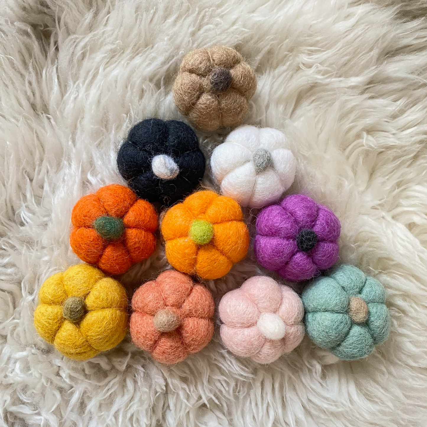 Sheep Farm Felt - 3 Felt Pumpkins