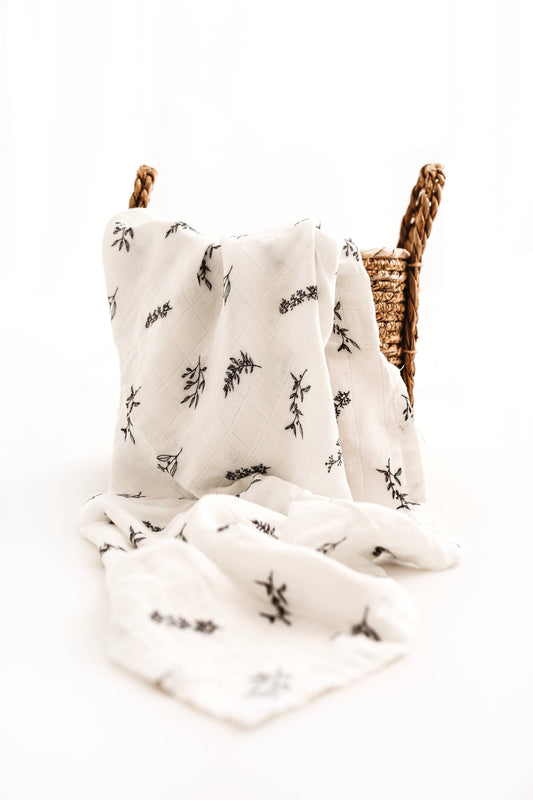 DesignsbyalittlebitofHope - Little leaves muslin blanket