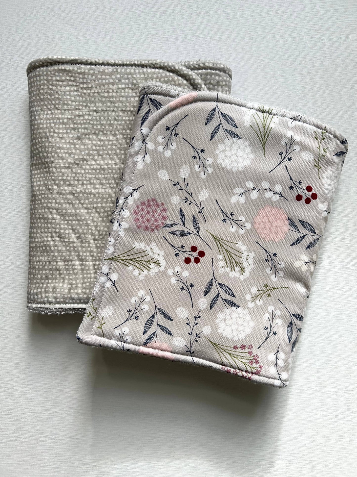 Port & Starbird - Wildflower on Grey Burp Cloth, set of 2